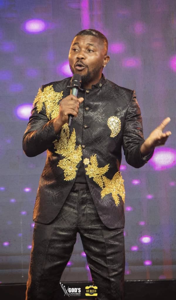 Deacon Kahmoh on stage